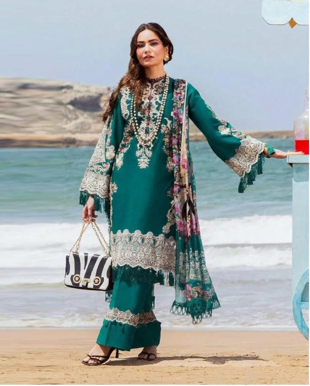 Elaaf Dhanak Winter Embroidered Zinc 3 Piece