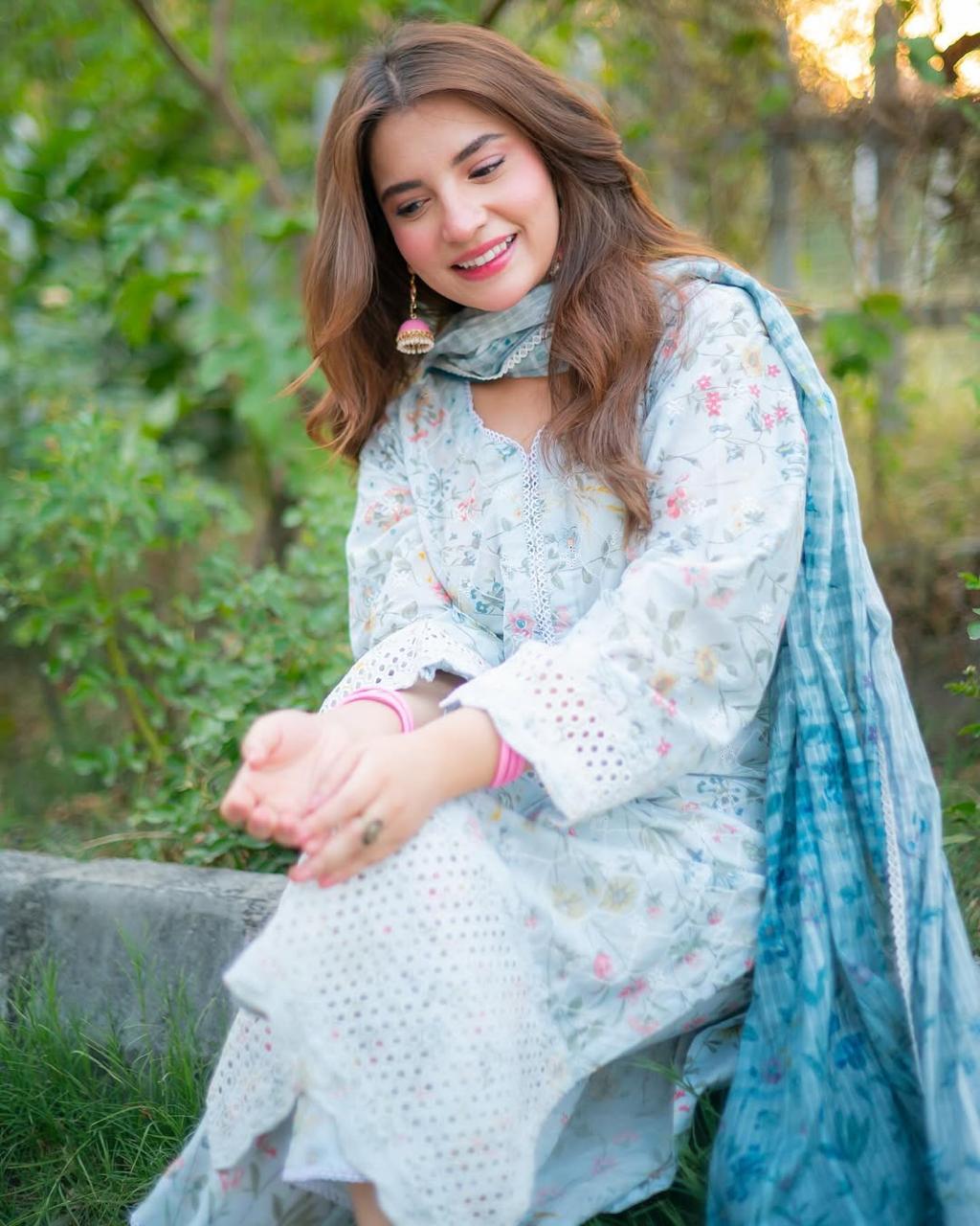 FARASHA LAWN PRINTED EMBROIDERY DRESS 3 PIECE UNSTITCHED